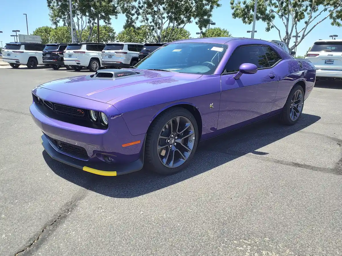 2023 Dodge Challenger R/T Scat Pack Shaker with the 392 HEMI